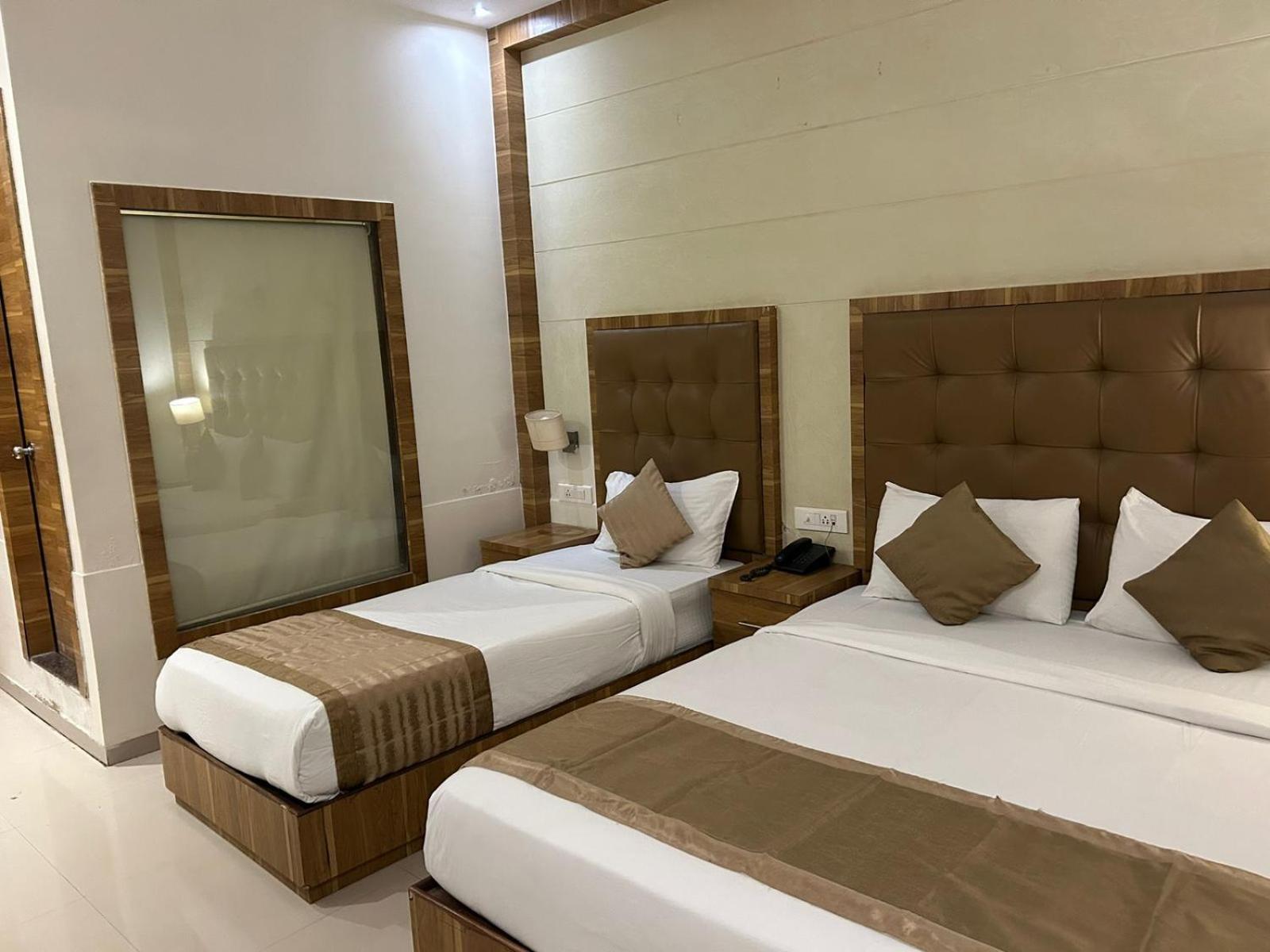 Hotel Bkc Mannat Mumbai Exterior foto
