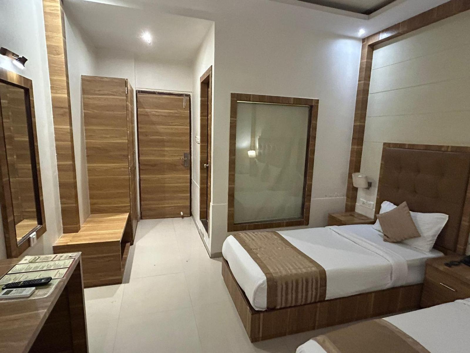 Hotel Bkc Mannat Mumbai Exterior foto