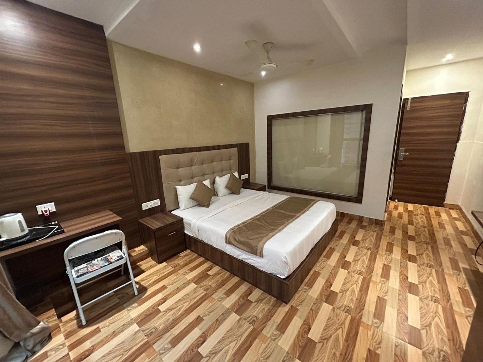 Hotel Bkc Mannat Mumbai Exterior foto