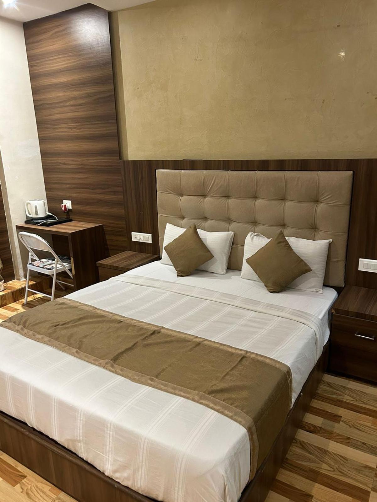Hotel Bkc Mannat Mumbai Exterior foto